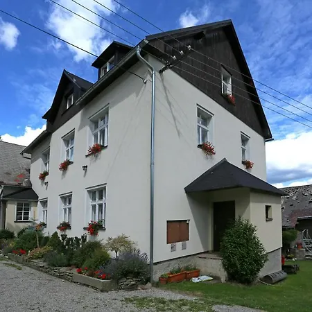 아파트 U Hudecku 자도프